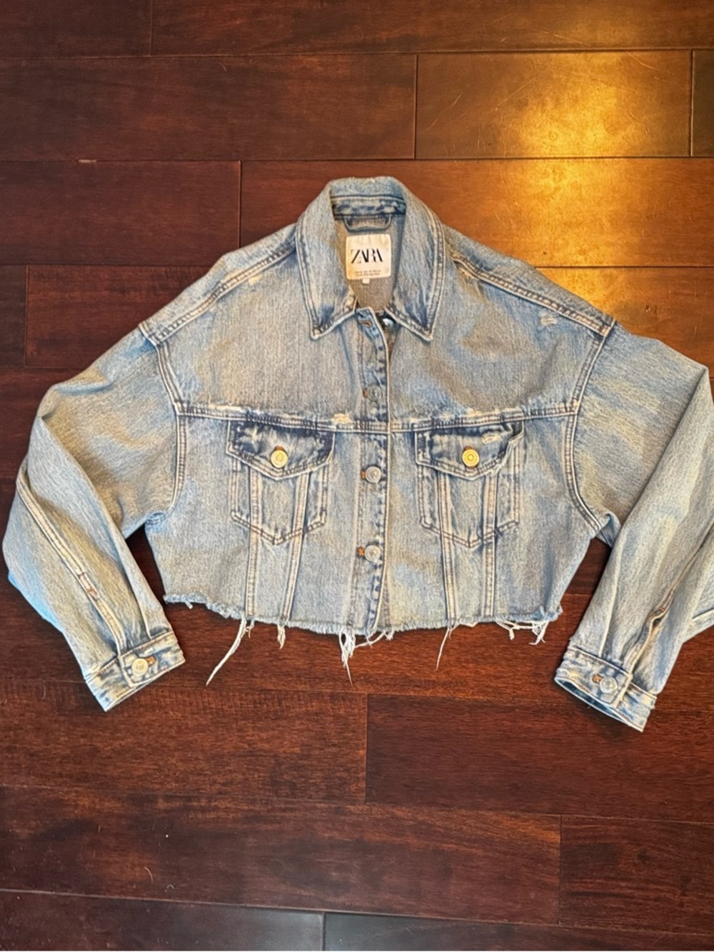 Zara / Cropped Light Blue Denim Jacket / XS